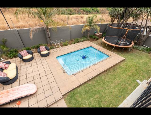 4 BEDROOM HOUSE FOR SALE IN RUIMSIG